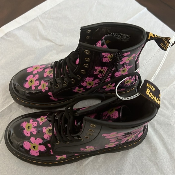 Dr. Martens Kids' 1460 Floral Lace-Up Boot - Picture 5 of 11